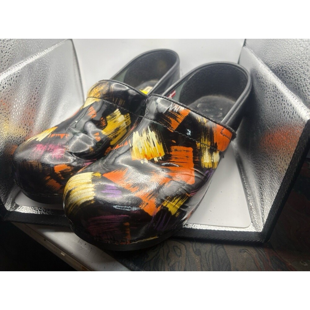Sanita Black Painter Print Professional Clogs Size 9